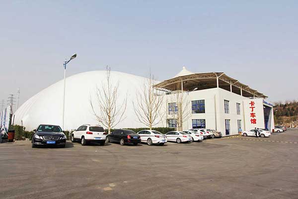 表演中心膜結構