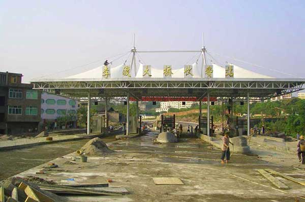 商業(yè)廣場膜結(jié)構(gòu)