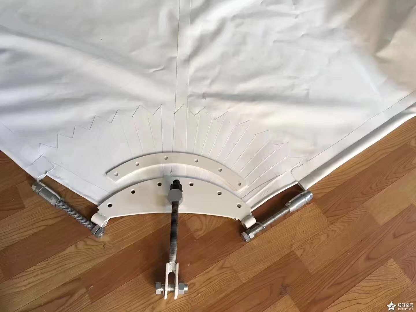 PVDF膜材配件,PTFE膜材料配件,ETFE膜材料配件,PE鋼絲繩,鍍鋅錨頭,鋁型材,鍍鋅錨頭,拉膜角板,膜夾板,螺旋扣,手持自動夾緊拉膜工具