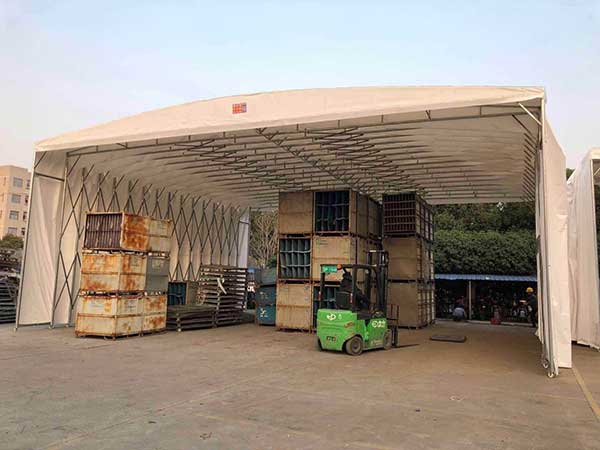 北京林業(yè)大學(xué)綜合樓北側(cè)景觀膜結(jié)構(gòu)