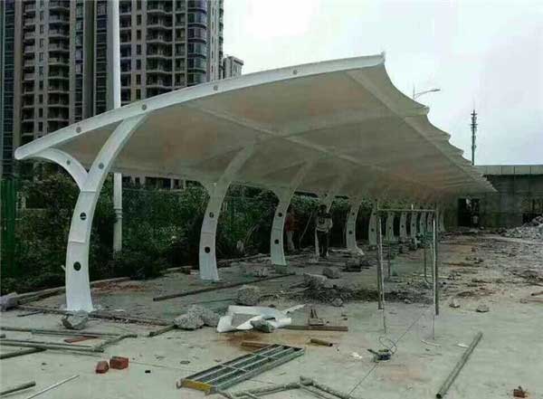 膜結(jié)構(gòu)停車棚